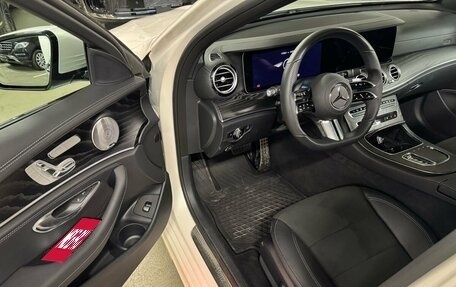 Mercedes-Benz E-Класс, 2022 год, 5 900 000 рублей, 9 фотография