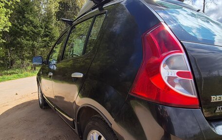 Renault Sandero I, 2013 год, 650 000 рублей, 1 фотография