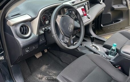 Toyota RAV4, 2014 год, 1 830 000 рублей, 5 фотография