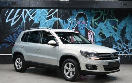 Volkswagen Tiguan I, 2011 год, 1 195 000 рублей, 2 фотография
