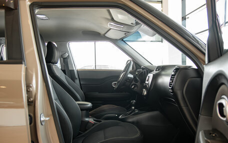 KIA Soul II рестайлинг, 2014 год, 1 095 000 рублей, 17 фотография