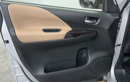 Nissan Serena IV, 2019 год, 2 377 000 рублей, 22 фотография