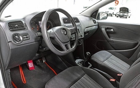 Volkswagen Polo VI (EU Market), 2019 год, 1 200 000 рублей, 20 фотография
