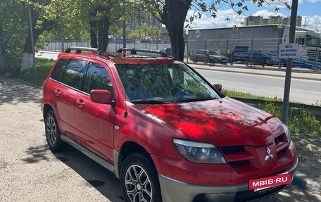 Mitsubishi Outlander III рестайлинг 3, 2003 год, 580 000 рублей, 9 фотография