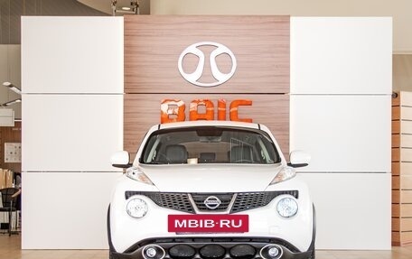 Nissan Juke II, 2014 год, 1 055 000 рублей, 2 фотография