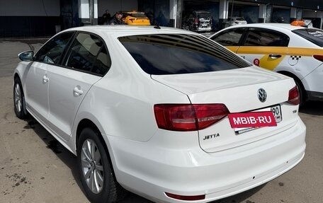 Volkswagen Jetta VI, 2015 год, 1 030 000 рублей, 4 фотография