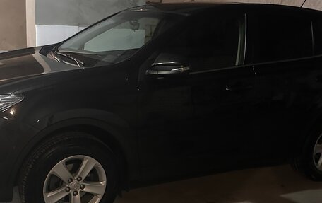 Toyota RAV4, 2014 год, 2 300 000 рублей, 5 фотография
