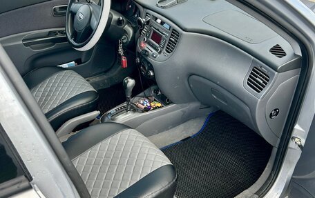KIA Rio II, 2011 год, 790 000 рублей, 9 фотография