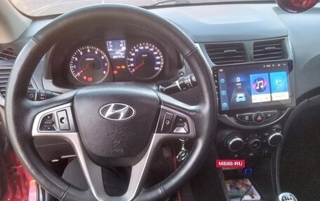 Hyundai Solaris II рестайлинг, 2014 год, 1 050 000 рублей, 11 фотография