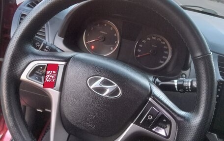Hyundai Solaris II рестайлинг, 2014 год, 1 050 000 рублей, 12 фотография