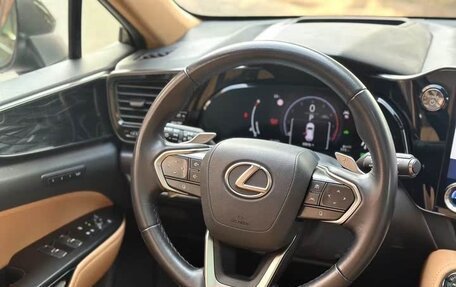 Lexus NX, 2022 год, 4 280 000 рублей, 7 фотография