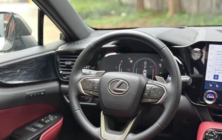 Lexus NX, 2022 год, 4 300 000 рублей, 5 фотография