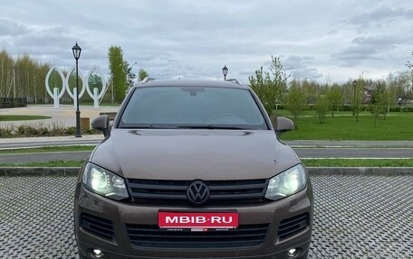 Volkswagen Touareg III, 2011 год, 1 799 999 рублей, 1 фотография
