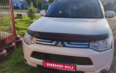 Mitsubishi Outlander III рестайлинг 3, 2012 год, 1 700 000 рублей, 1 фотография