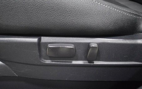 Mitsubishi Outlander III рестайлинг 3, 2016 год, 1 599 000 рублей, 15 фотография