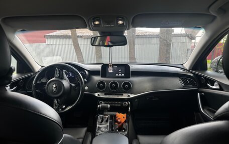 KIA Stinger I, 2018 год, 2 900 000 рублей, 8 фотография