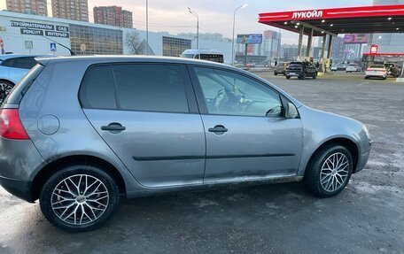 Volkswagen Golf V, 2006 год, 600 000 рублей, 3 фотография