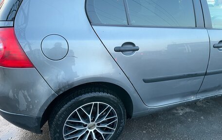 Volkswagen Golf V, 2006 год, 600 000 рублей, 4 фотография