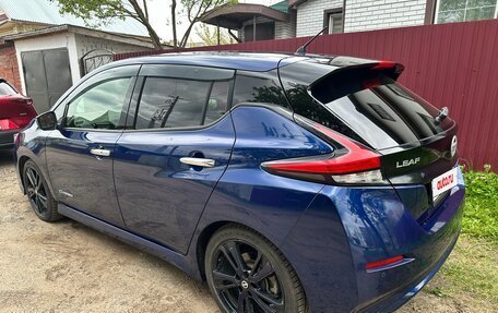 Nissan Leaf II, 2018 год, 1 750 000 рублей, 5 фотография