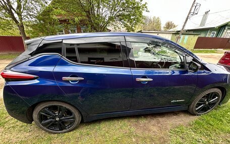 Nissan Leaf II, 2018 год, 1 750 000 рублей, 8 фотография