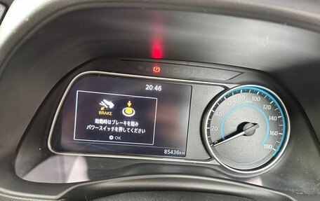 Nissan Leaf II, 2018 год, 1 750 000 рублей, 18 фотография