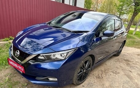 Nissan Leaf II, 2018 год, 1 750 000 рублей, 3 фотография