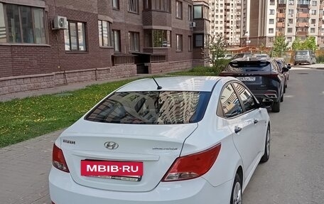 Hyundai Solaris II рестайлинг, 2015 год, 690 000 рублей, 6 фотография