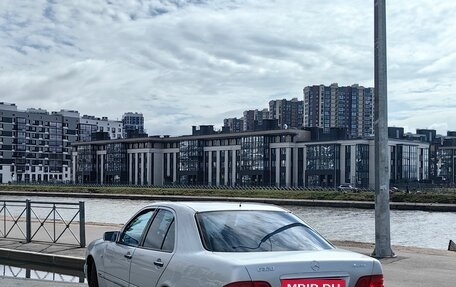 Mercedes-Benz E-Класс, 1998 год, 430 000 рублей, 2 фотография
