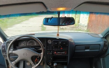 Opel Omega A, 1988 год, 170 000 рублей, 6 фотография