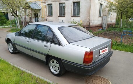 Opel Omega A, 1988 год, 170 000 рублей, 5 фотография