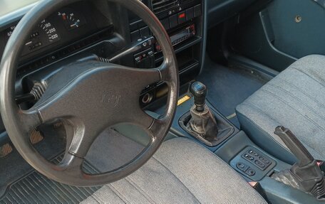 Opel Omega A, 1988 год, 170 000 рублей, 9 фотография