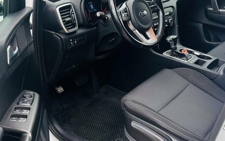 KIA Sportage IV рестайлинг, 2020 год, 2 730 000 рублей, 2 фотография
