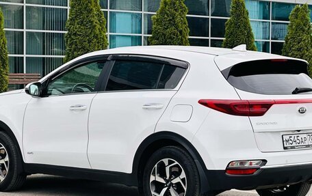 KIA Sportage IV рестайлинг, 2020 год, 2 730 000 рублей, 10 фотография