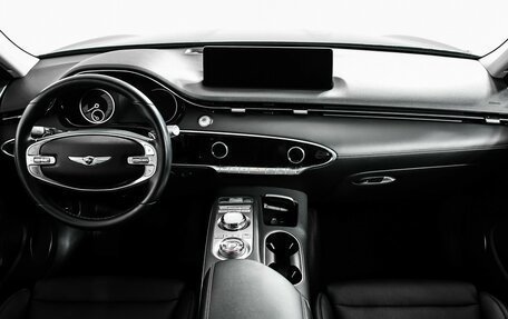 Genesis GV70, 2021 год, 4 780 000 рублей, 11 фотография