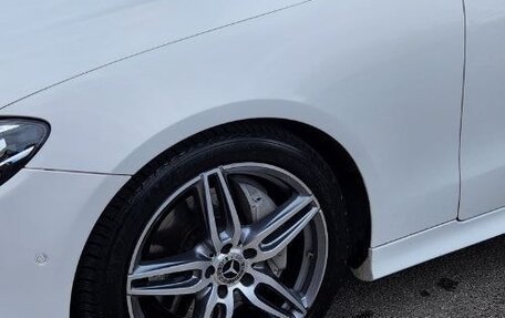 Mercedes-Benz E-Класс, 2019 год, 4 700 000 рублей, 4 фотография