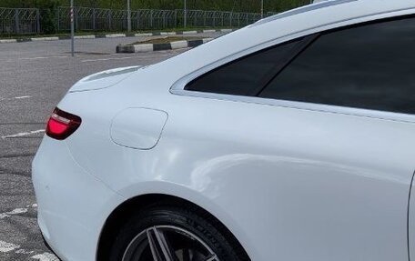 Mercedes-Benz E-Класс, 2019 год, 4 700 000 рублей, 12 фотография