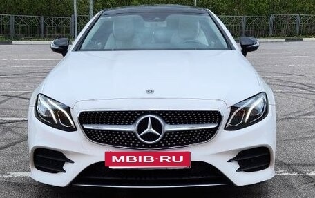 Mercedes-Benz E-Класс, 2019 год, 4 700 000 рублей, 11 фотография
