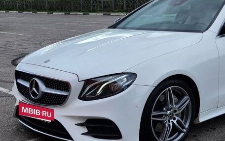 Mercedes-Benz E-Класс, 2019 год, 4 700 000 рублей, 13 фотография