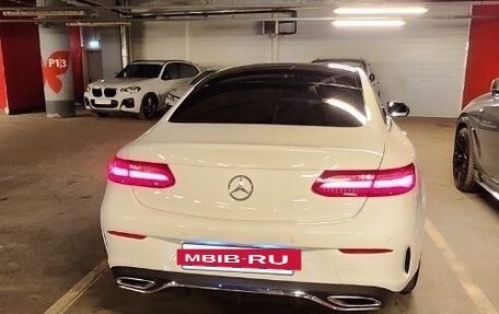 Mercedes-Benz E-Класс, 2019 год, 4 700 000 рублей, 38 фотография