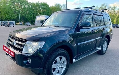 Mitsubishi Pajero IV, 2008 год, 1 685 000 рублей, 3 фотография