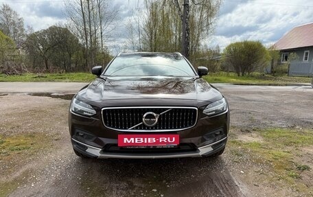 Volvo V90 Cross Country I рестайлинг, 2020 год, 4 600 000 рублей, 3 фотография
