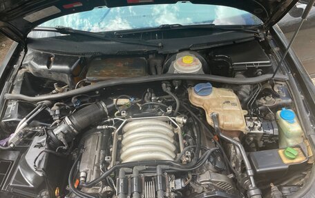 Audi A4, 1998 год, 350 000 рублей, 15 фотография
