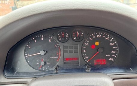 Audi A4, 1998 год, 350 000 рублей, 14 фотография