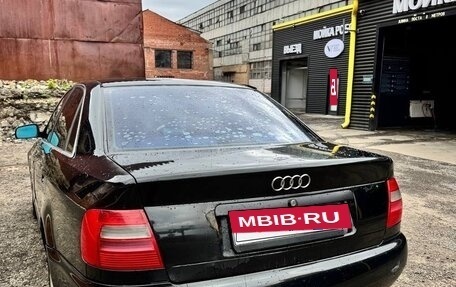 Audi A4, 1998 год, 350 000 рублей, 10 фотография