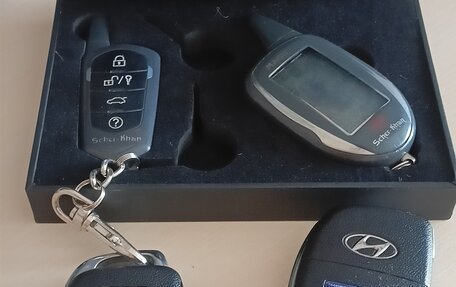 Hyundai Solaris II рестайлинг, 2014 год, 1 200 000 рублей, 8 фотография
