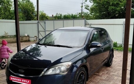 KIA cee'd I рестайлинг, 2010 год, 750 000 рублей, 2 фотография