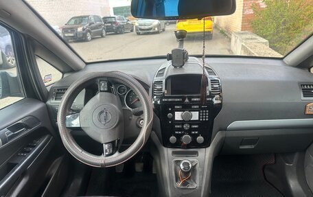 Opel Zafira B, 2009 год, 820 000 рублей, 5 фотография