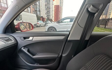 Audi A4, 2012 год, 1 600 000 рублей, 10 фотография