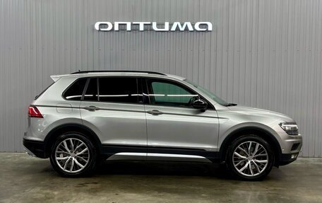 Volkswagen Tiguan II, 2019 год, 2 497 000 рублей, 4 фотография