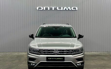 Volkswagen Tiguan II, 2019 год, 2 497 000 рублей, 2 фотография